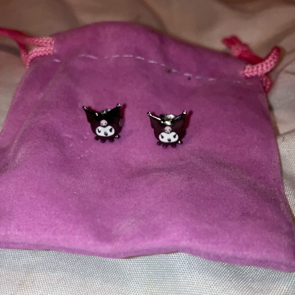Sanrio UNUSED Kuromi Hypoallergenic Stainless Steel Earings Plus Kids Ring